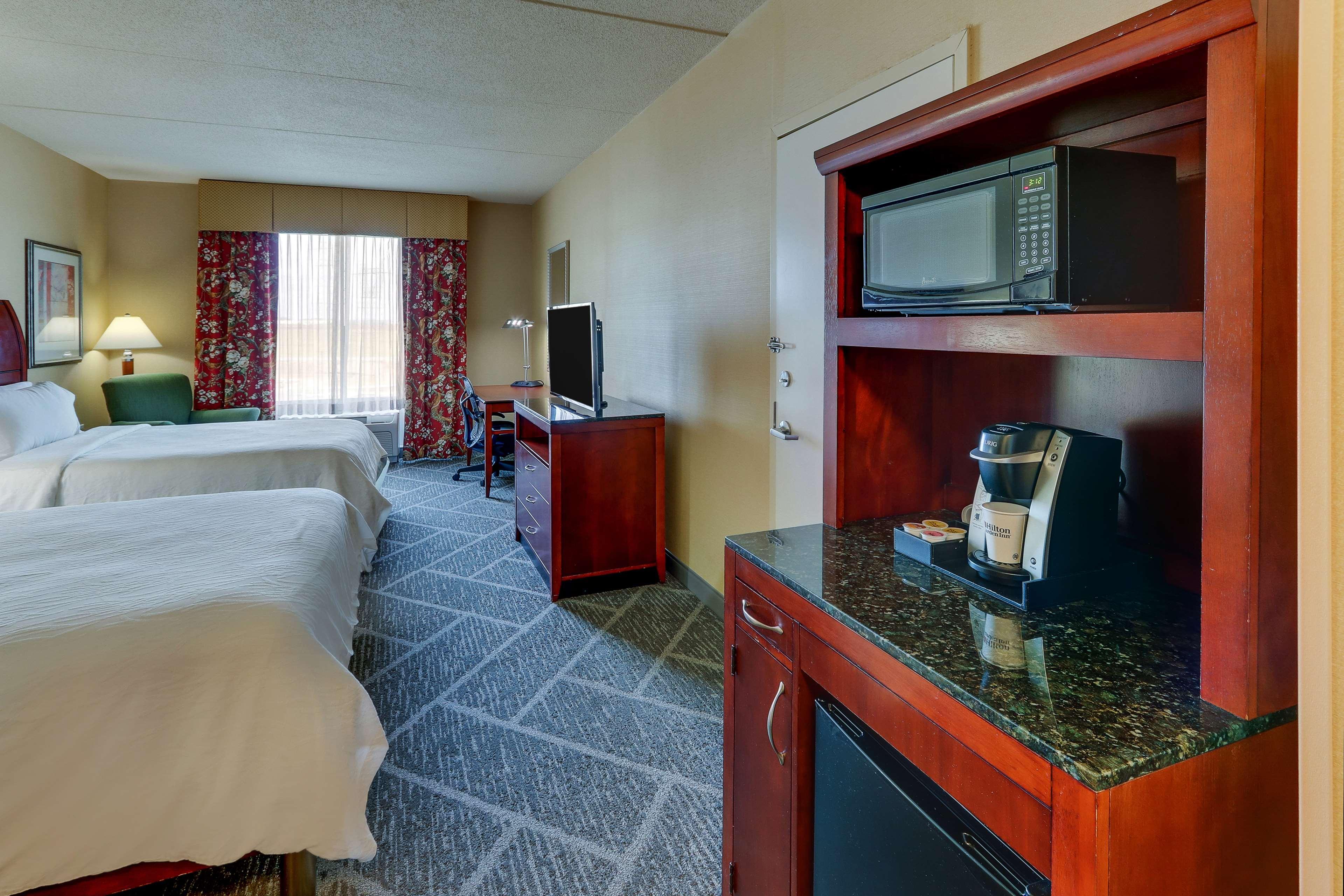 Hilton Garden Inn Indianapolis Airport Plainfield Exterior foto