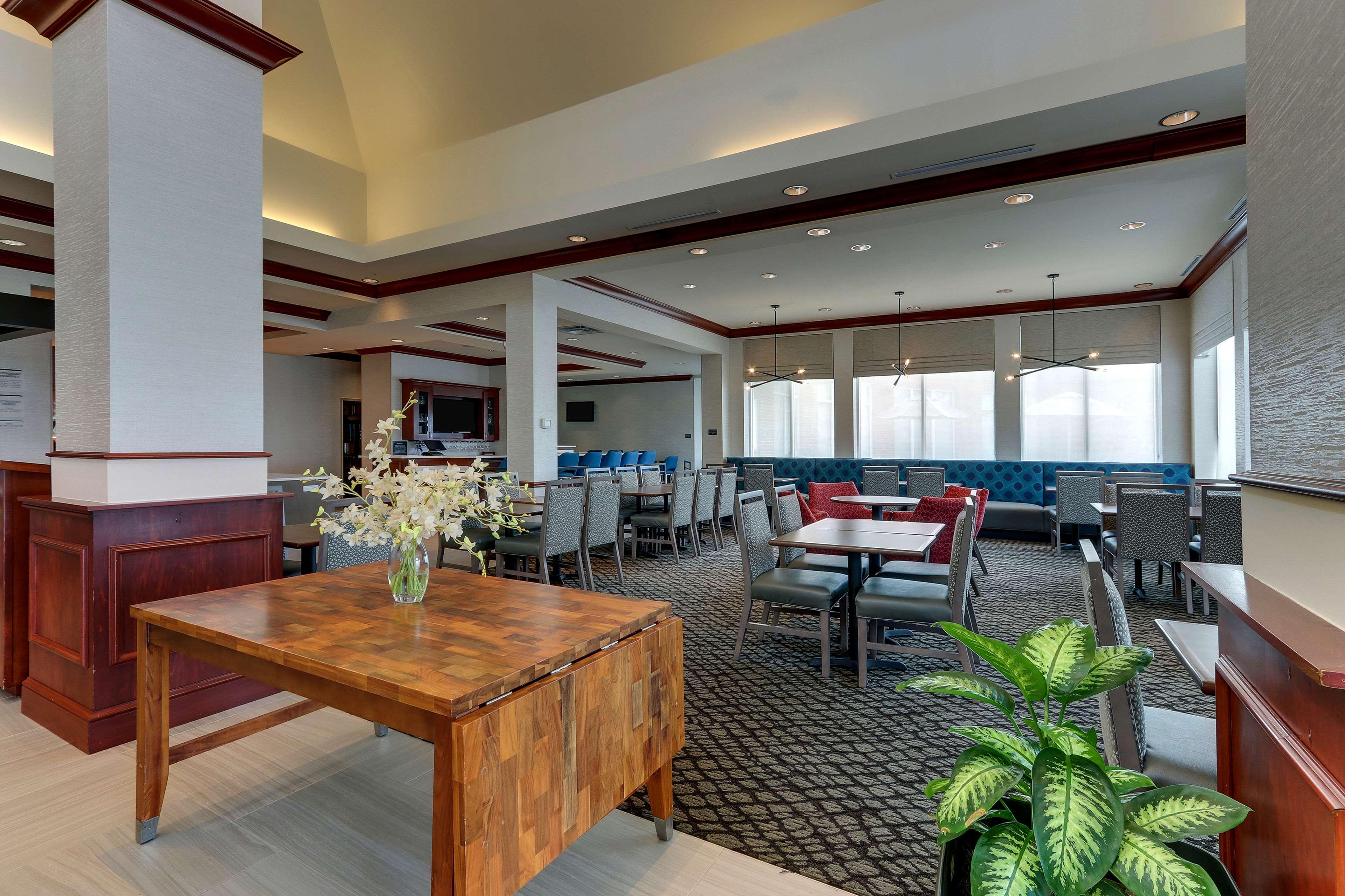 Hilton Garden Inn Indianapolis Airport Plainfield Exterior foto