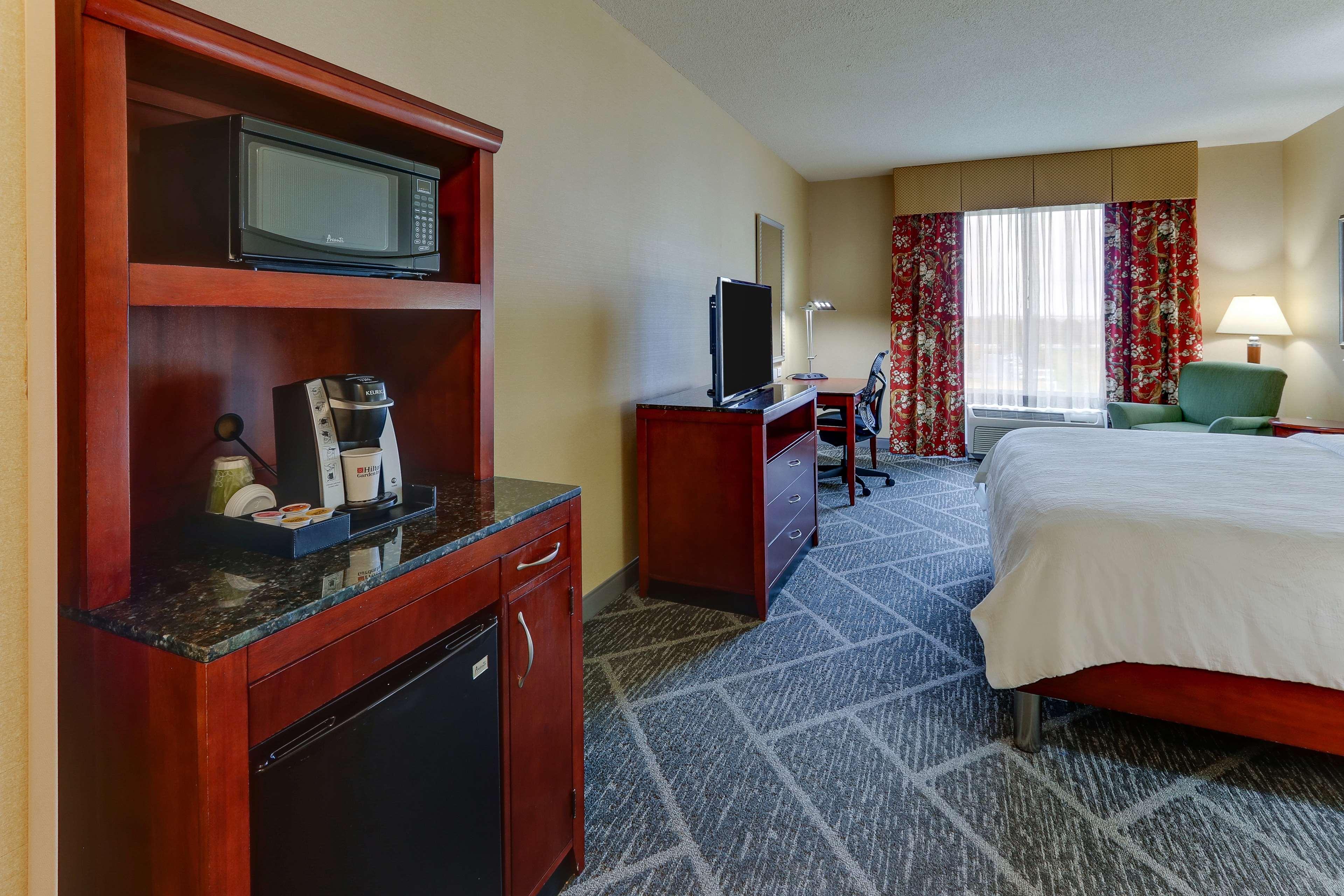 Hilton Garden Inn Indianapolis Airport Plainfield Exterior foto