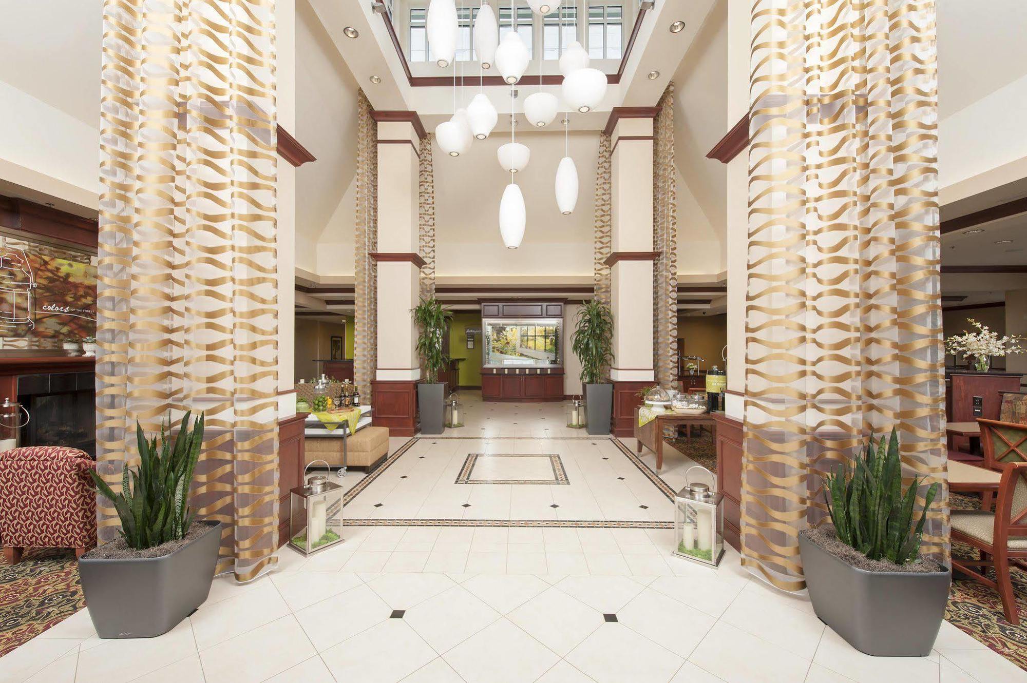 Hilton Garden Inn Indianapolis Airport Plainfield Exterior foto